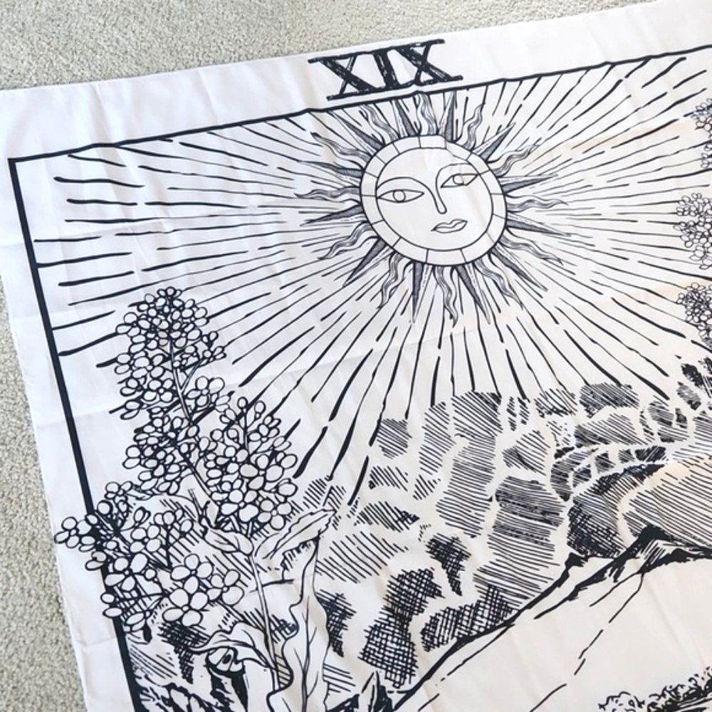 Off white & black graphic bohemian style sun floral nature tapestry. - Picture 5 of 10